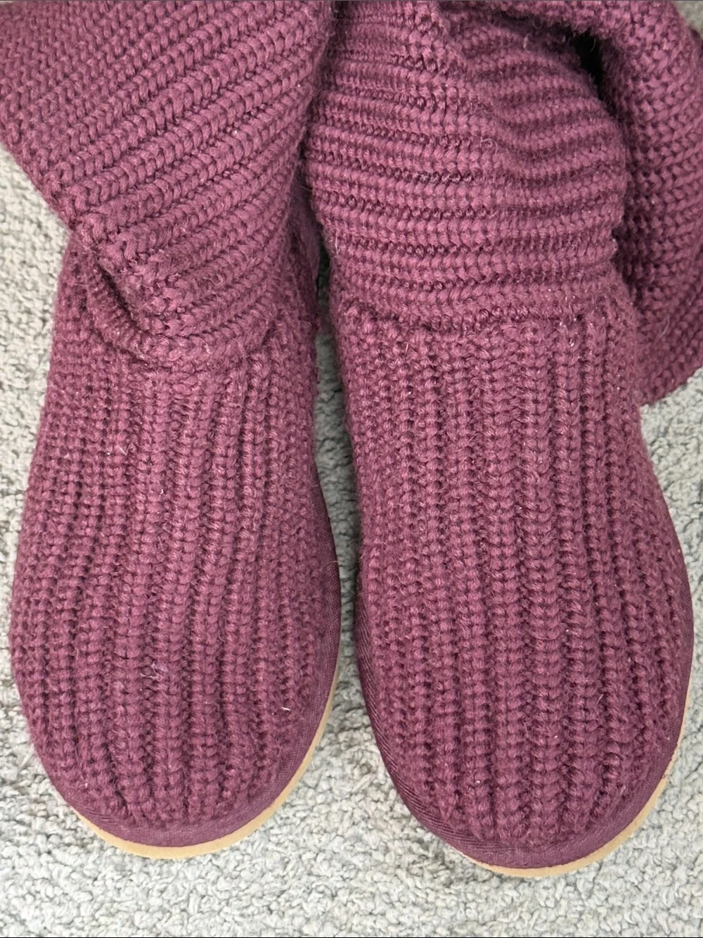 UGG 5819 Legacy Cardy Knit Tall Roll Down - Burgundy - w/Button Details. Size 8